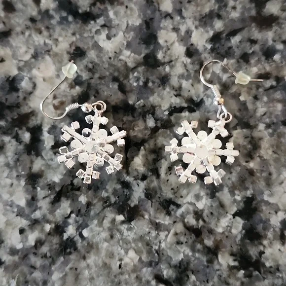 Snowflake Earrings - Picture 2 of 5